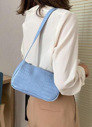 Блакитна компактна сумочка багет