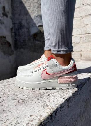 Жіночі кросівки nike air force 1 shadow молочні світло рожеві білі кеди найк на кожен день5 фото