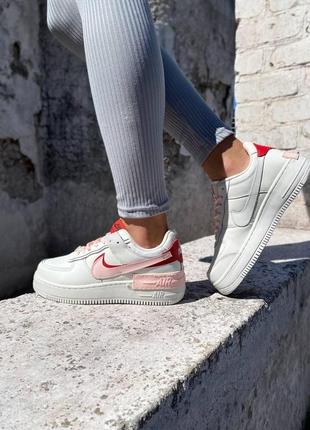 Женские кроссовки nike air force 1 shadow молочные светло розовые белые кеды найк на каждый день3 фото