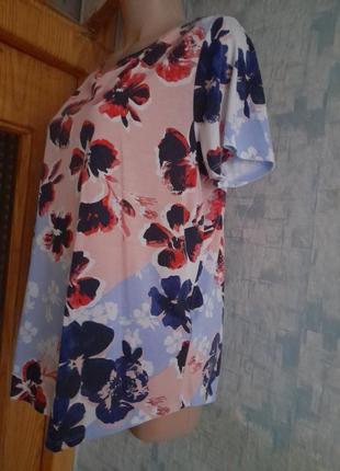 Яскрава літня блуза із квітковим принтом    m&s  р.502 фото
