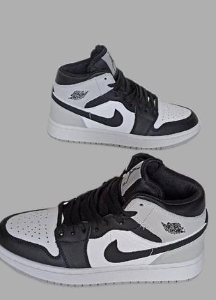 Кроссовки подростковые nike air jordan 1 . найк джордан 1. высокие.кожанные