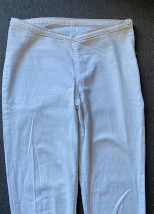 Узкие белые джинсы4 фото