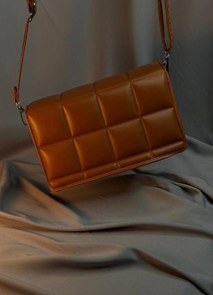 Элегантная женская сумочка из натуральной кожи1 фото
