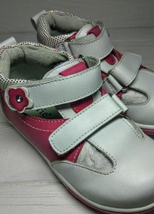 Туфли для девочки кожаная стелька супанатор туфлі для дівчинки1 фото