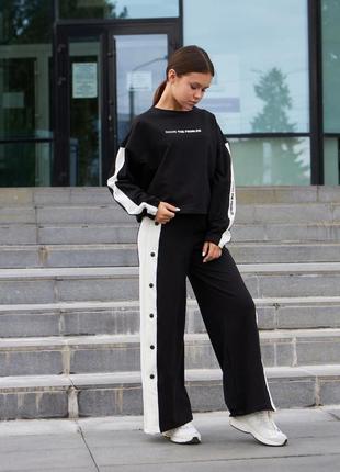 Стильный костюм