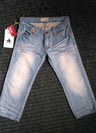 Levis джинсовые бриджи, шорты w 27, 29