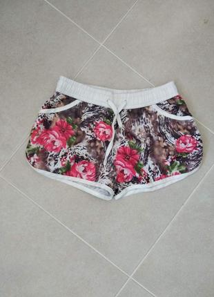 Яскраві шортики з кишеньками від grcf, по бірці 8 / 10 років