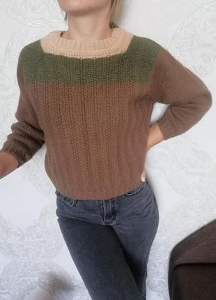 Тёплый укороченный свитер3 фото