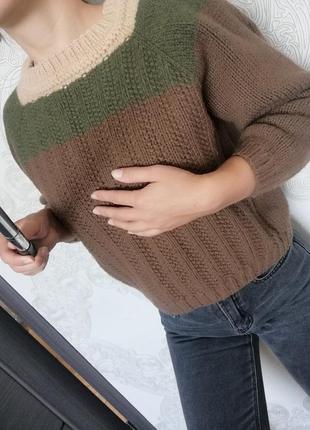 Тёплый укороченный свитер4 фото