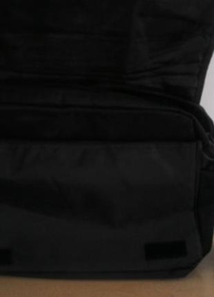 Новая черная сумка на плечо8 фото