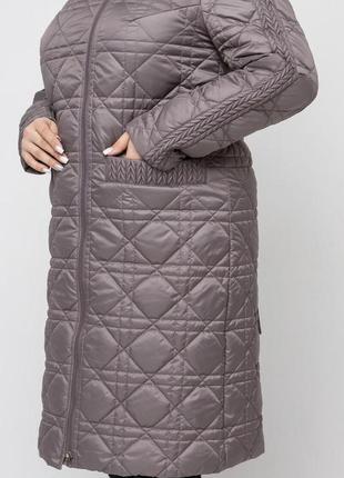Стеганое весеннее пальто цвета мокко с поясом, больших размеров от 48 до 683 фото