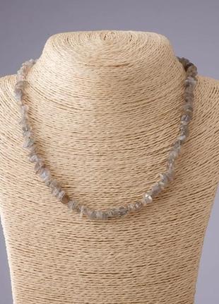 Бусы лабрадор