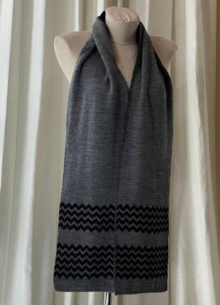 Теплый вязаный шарф
