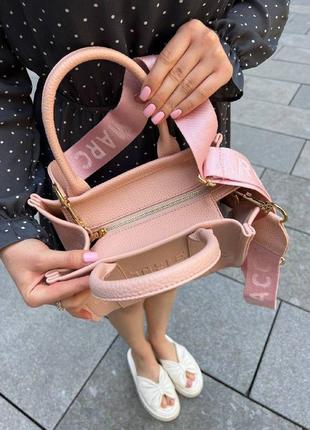 Жіноча сумка marc jacobs tote mini mj маркabс велика сумка-шопер на плече легка сумка з екошкіри9 фото