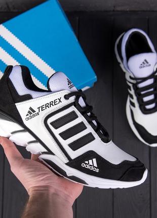 Мужские кожаные кроссовки adidas terrex white