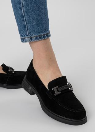 Туфлы-лоферы женские черные замшевые 2390т-а