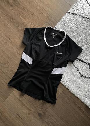 Футболка спортивная nike для бега, тенниса1 фото