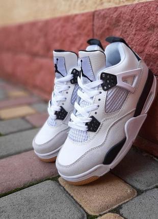 Жіночі кросівки nike air jordan 4 retro white black grey джордан білого з чорним та сірим кольорів5 фото