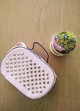 Сумочка-клатч кольору рожевої пудри