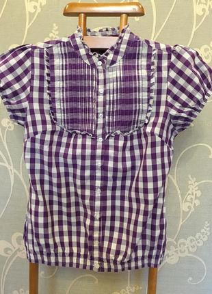 Очень красивая и стильная брендовая блузка... 100% котон.