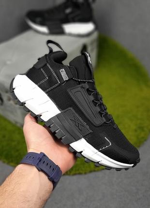 Чоловічі кросівки Mais produtos de boost reebok relacionados рібок чорного з білим кольорів