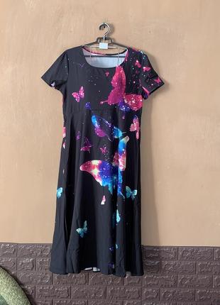 Платье черного цвета в бабочки макси размер 50 52