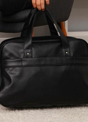 Дорожная вместительная сумка из эко кожи для поездок pearl сумка в дорогу черная сумка для спортзала3 фото
