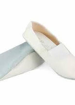 Белые кожаные чешки /18.5см