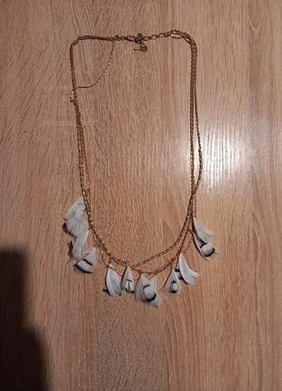Бусы ожерелье с перьями