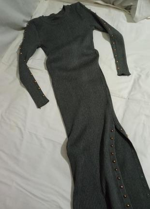 Молодежное платье резинкой р. 44