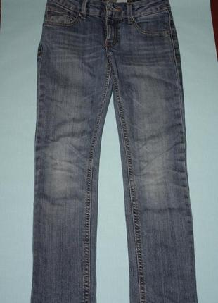 Джинсы ф.denim р=134,мальчику 8/9лет отличное состояние.школа