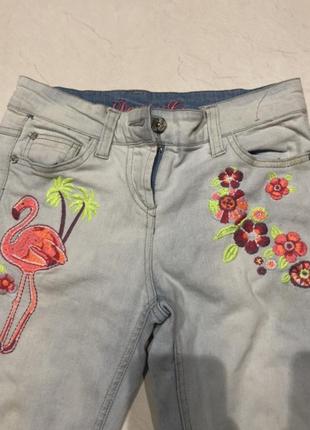 Джинсы с вышивкой denim co