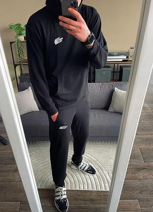Костюм спортивный демисезонный tnf