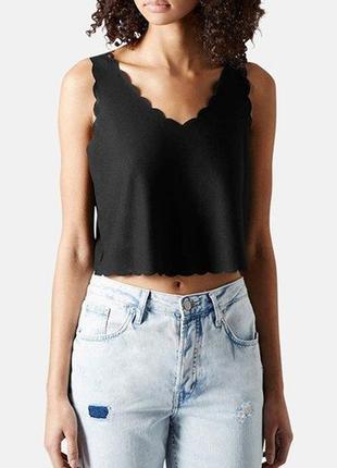 Укорочений топ topshop black basic scallop vest crop top