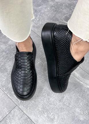 Черные питон женские лоферы туфли слипоны мокасины из натуральной кожи7 фото