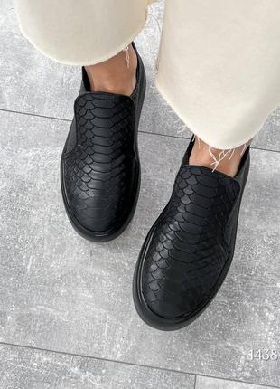Черные питон женские лоферы туфли слипоны мокасины из натуральной кожи4 фото