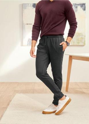 Спортивні штани джоггери joggers для чоловіка livergy 379340 xl графітовий3 фото