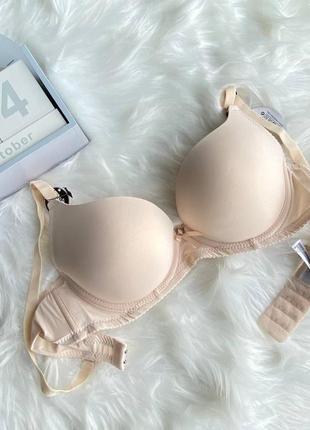 Бюстгалтер з push up на чашку в