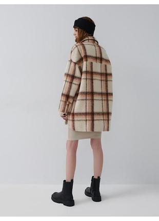 Брендовая очень теплая куртка рубашка.