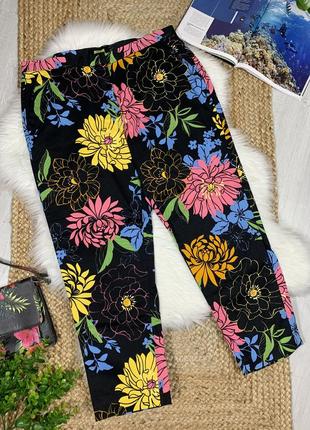 Стрейчеві штани з великим квітковим принтом