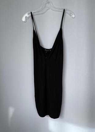 Plt черное платье мини платье с глубоким вырезом и открытой спиной6 фото
