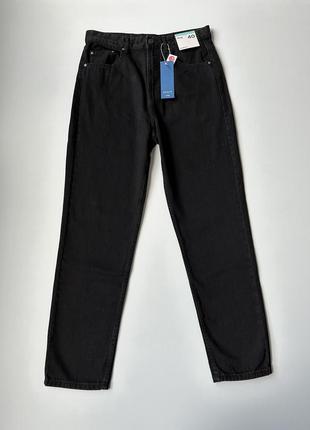 Джинсы черного цвета mom sinsay