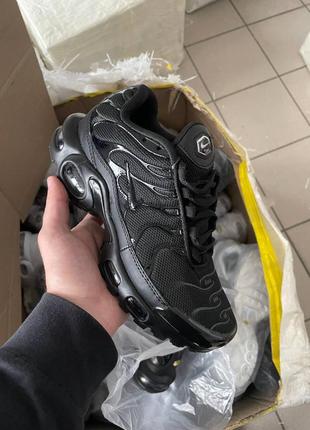 Кроссовки nike air max tn plus triple black