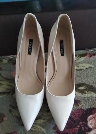 Туфельки кожа