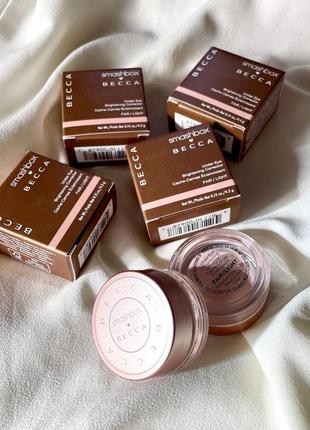 Корректор для кожи вокруг глаз smashbox x becca under eye brightening color corrector1 фото