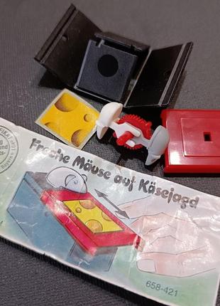 Киндер игрушка