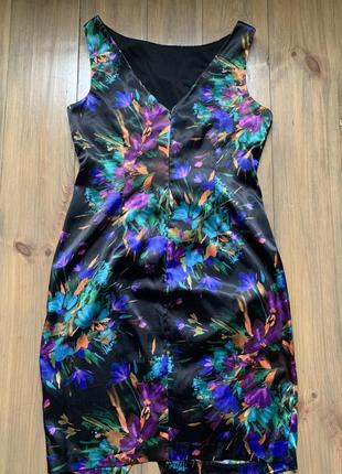 Праздничное коктейльное платье на 48 г.