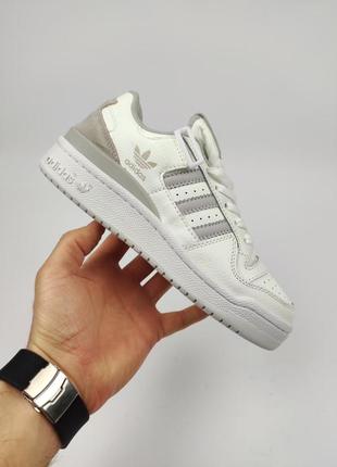 Кроссовки adidas forum white gray