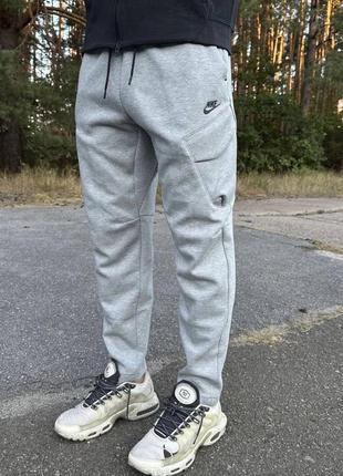 Штани nike tech fleece