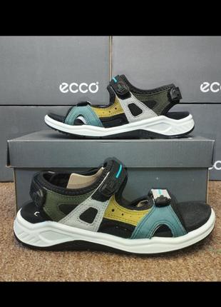 Шкіряні босоніжки культового бренду 

710642 52589